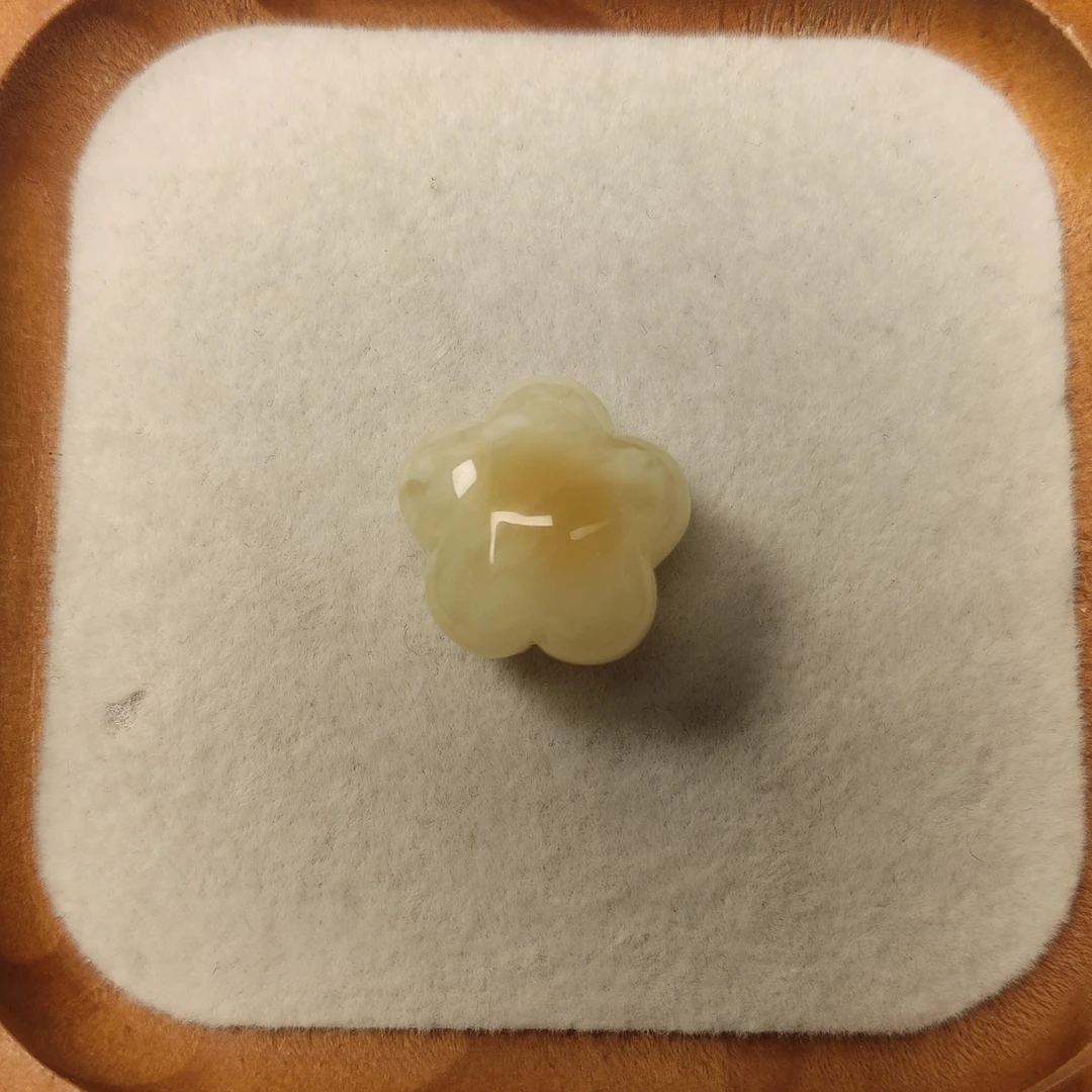 天然蜜蜡白花蜡星星（打孔不退换）