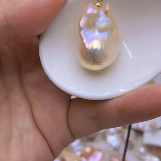 颈饰未镶嵌淡水珍珠