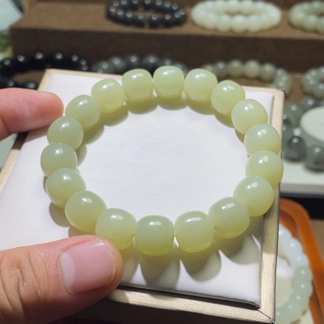 未镶嵌手链和田玉