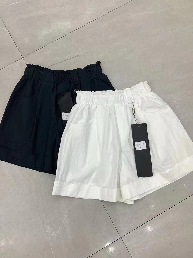 2566117 新款时尚百搭花苞短裤