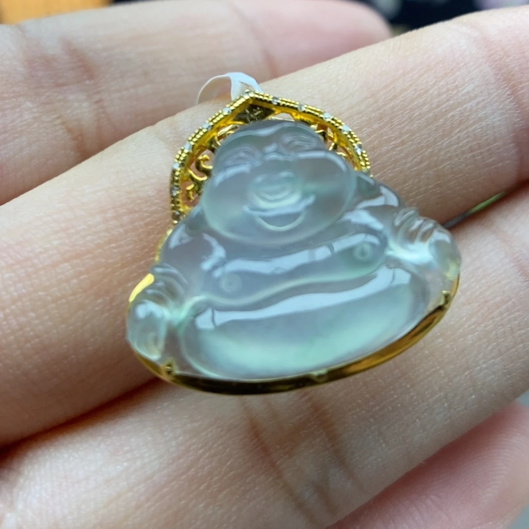 翡翠18K金镶嵌颈饰吊坠