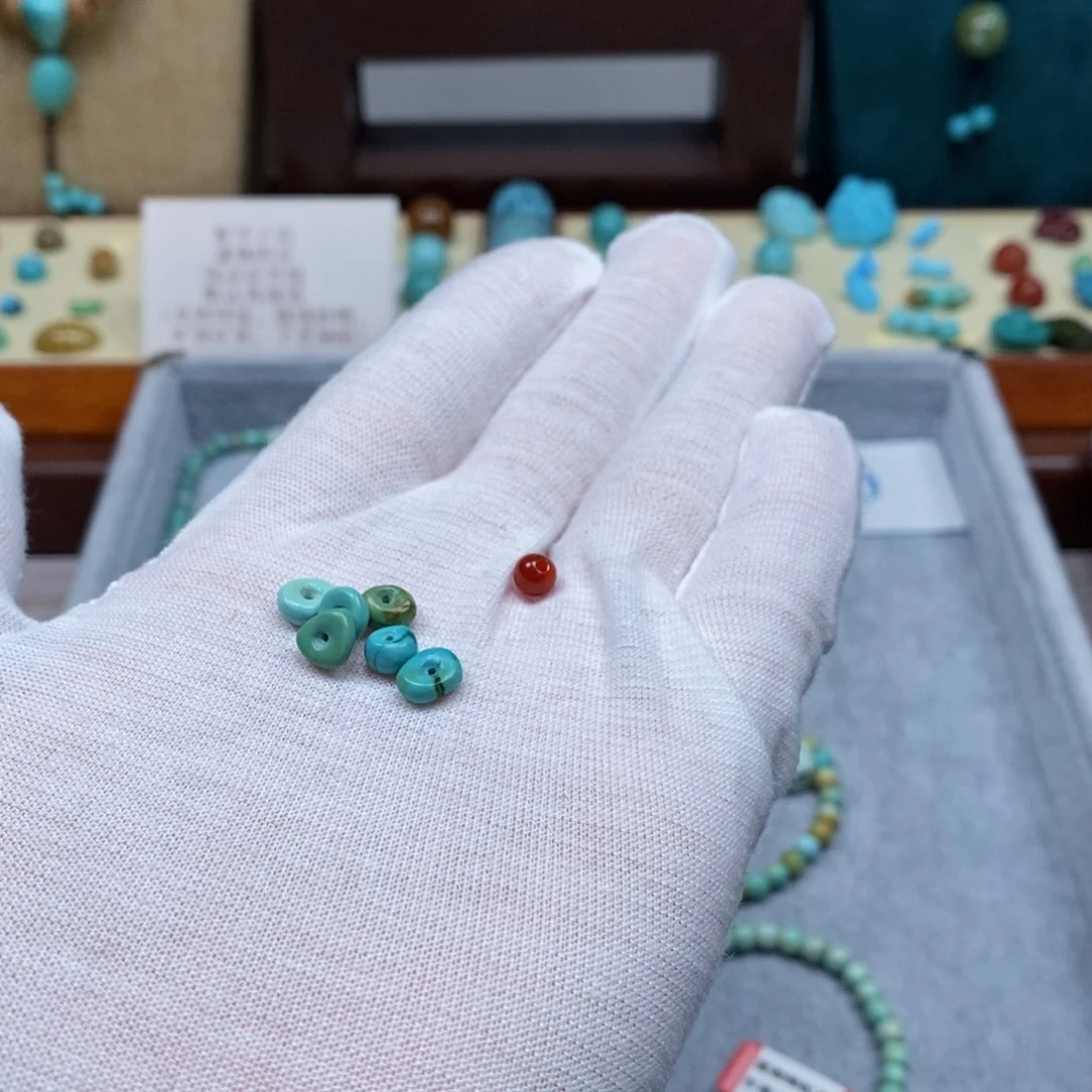 未镶嵌配饰南红玛瑙