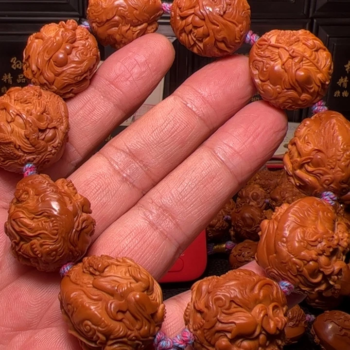 反***累橄榄核手串十八罗汉