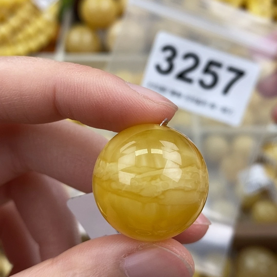 蜜蜡未镶嵌珠宝奇石23