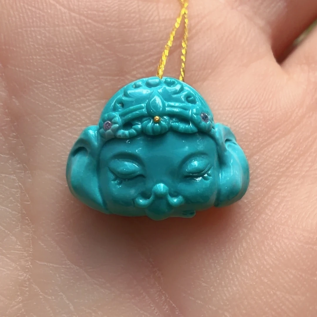 绿松石未镶嵌颈饰