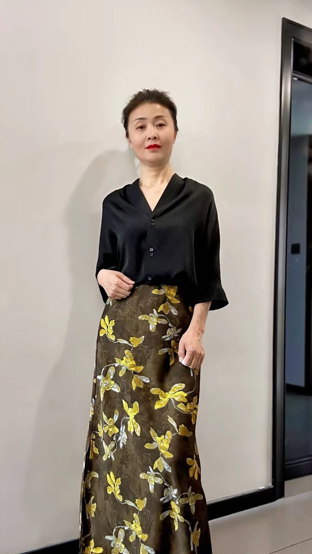 印花半身裙高腰显瘦气质款时尚百搭