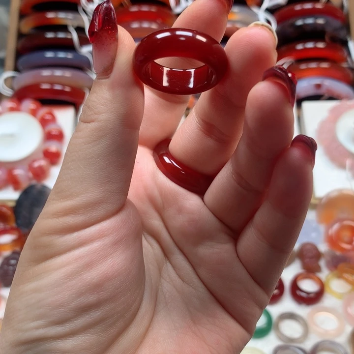 玛瑙/玉髓手镯未镶嵌美*