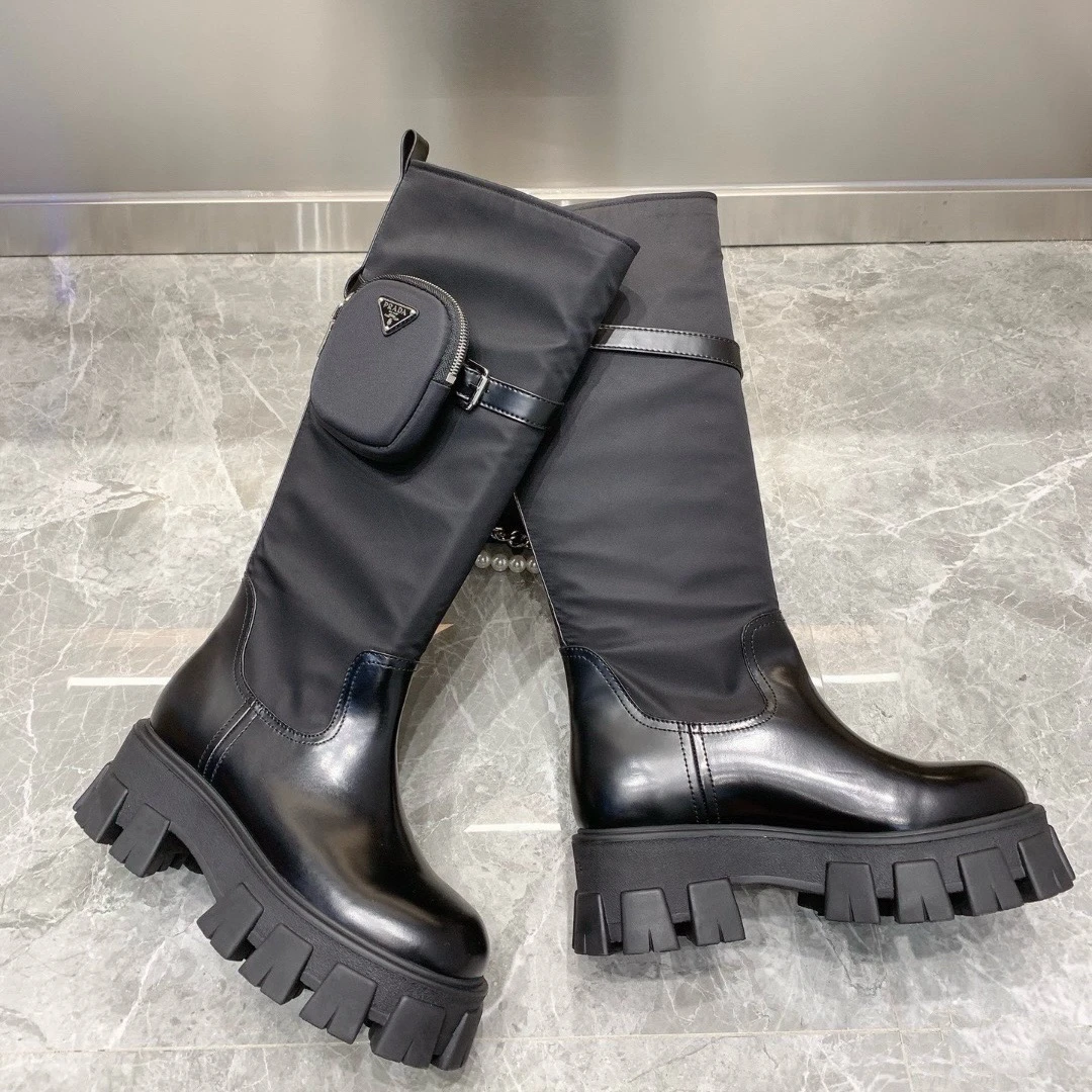36码/98新/Prada/普拉达 黑色三角标长筒靴