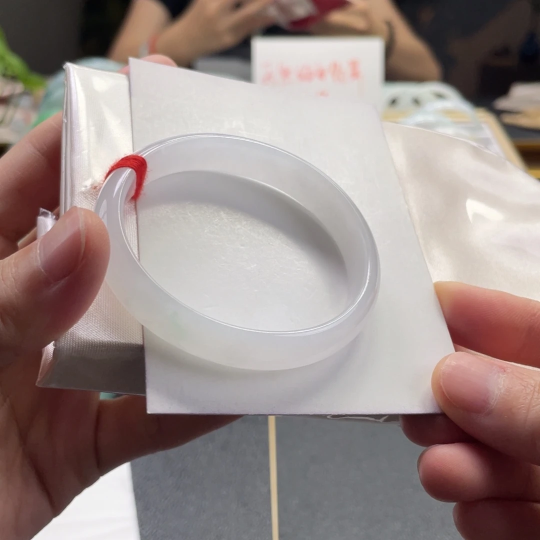 未镶嵌手镯翡翠52贵妃