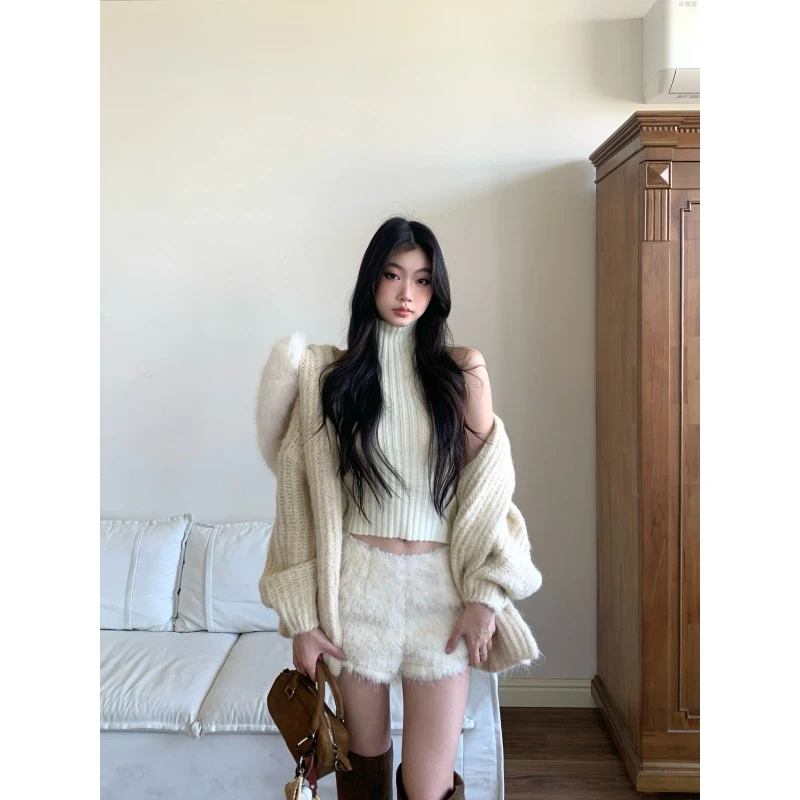 withmin凉皮 秋冬慵懒宽松保暖氛围感毛绒连帽针织外套J2600202