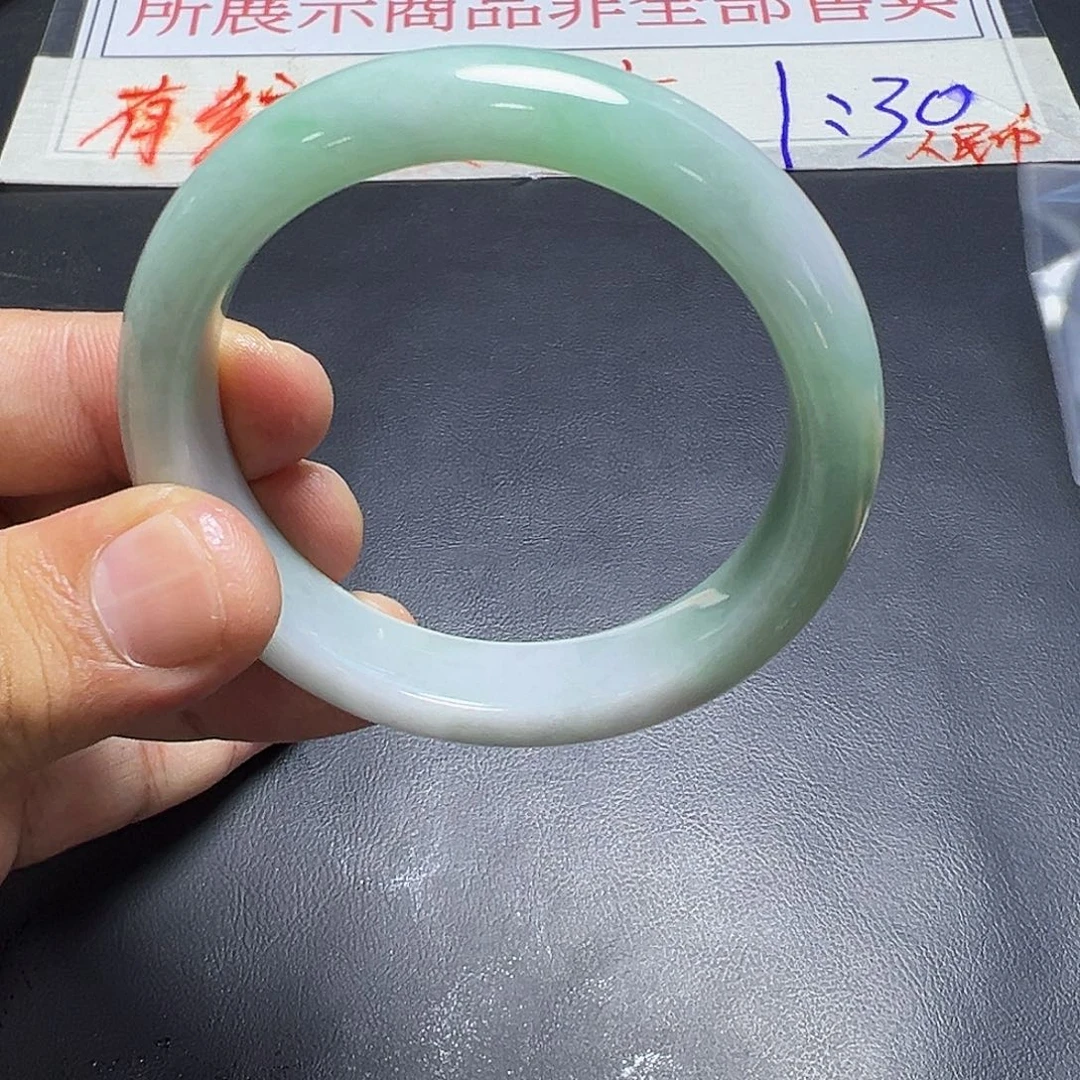 翡翠未镶嵌手镯翡翠手镯