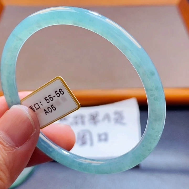 翡翠未镶嵌手镯翡翠手镯13