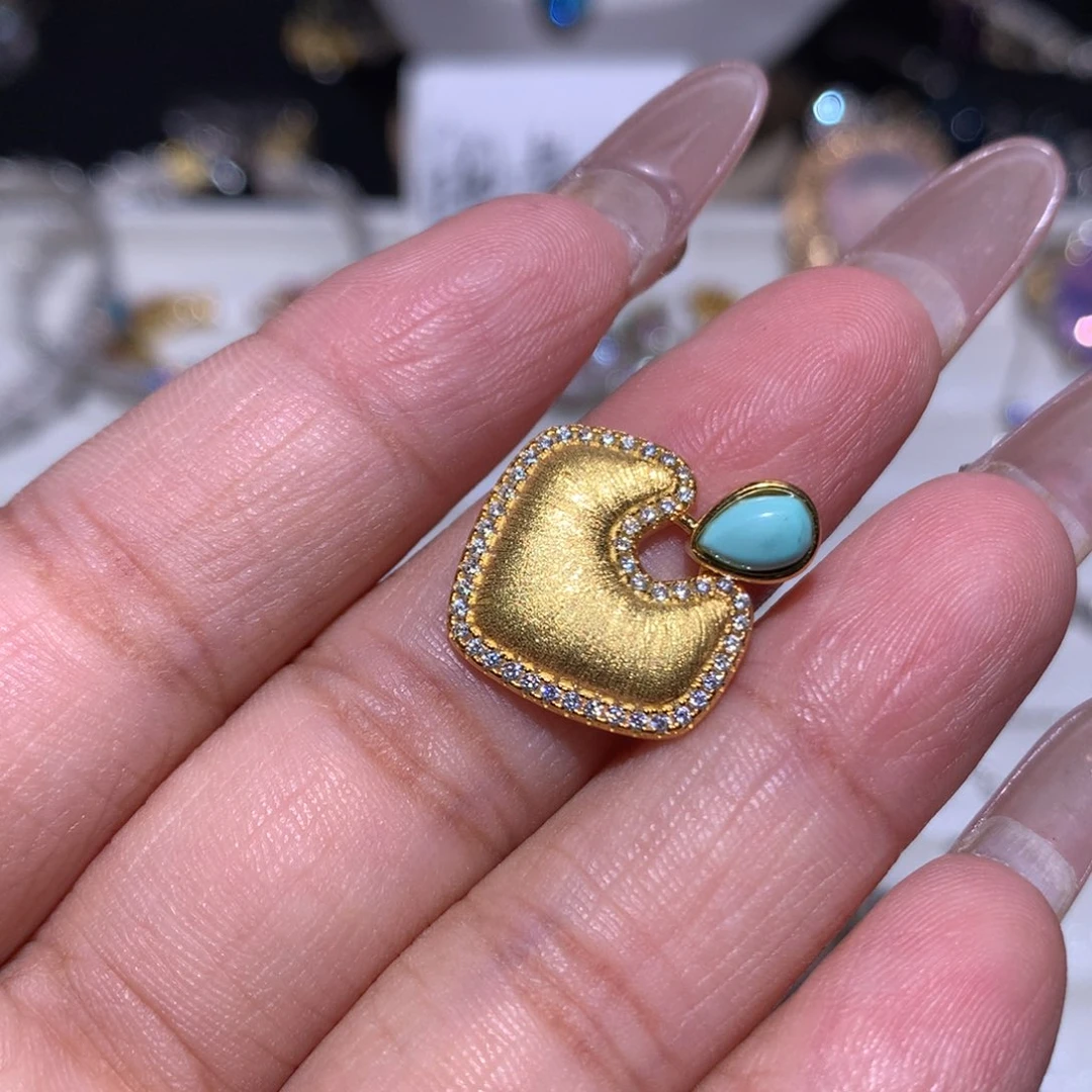 【闪购商品】水晶戒指银S925镶嵌红*吊坠