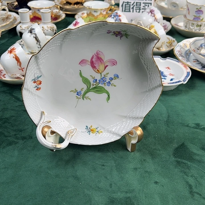 瓷片梅森二等多花浮雕叶子盘