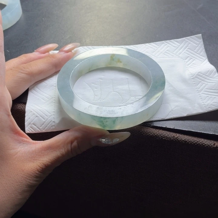 家***V定制翡翠未镶嵌翡翠