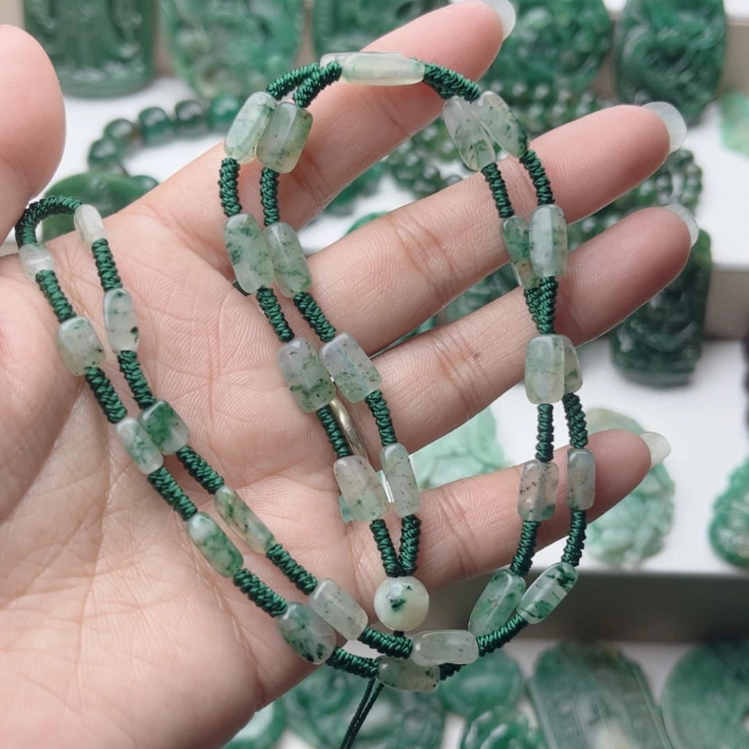 清***茶独山玉未镶嵌挂件