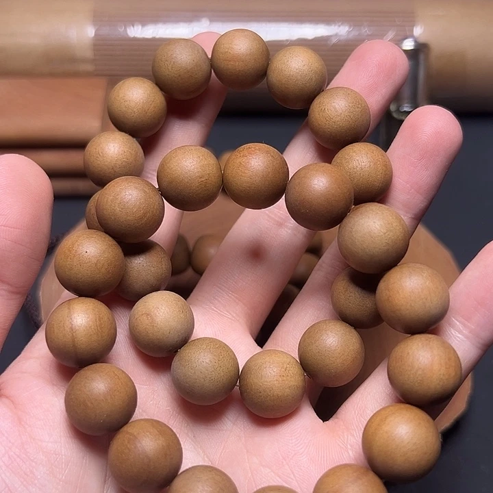 檀香木1.5*15黑肉顺纹沉水级