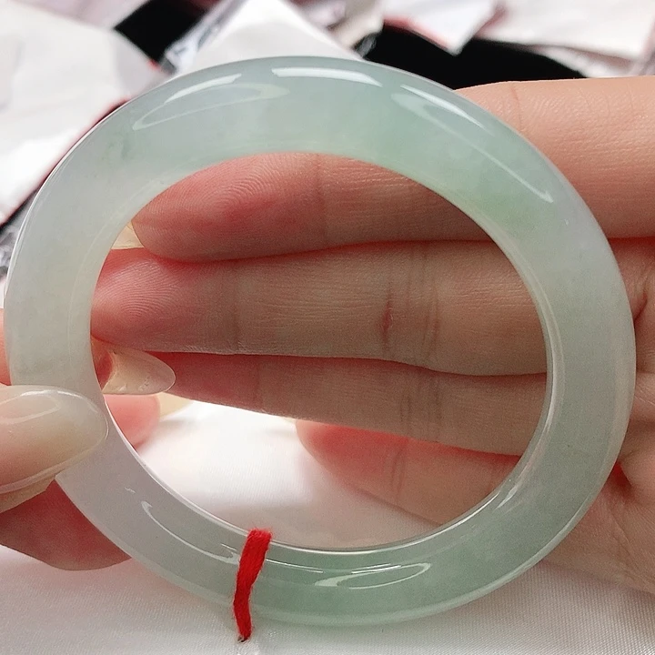 翡翠手镯未镶嵌缅甸天然A货翡翠