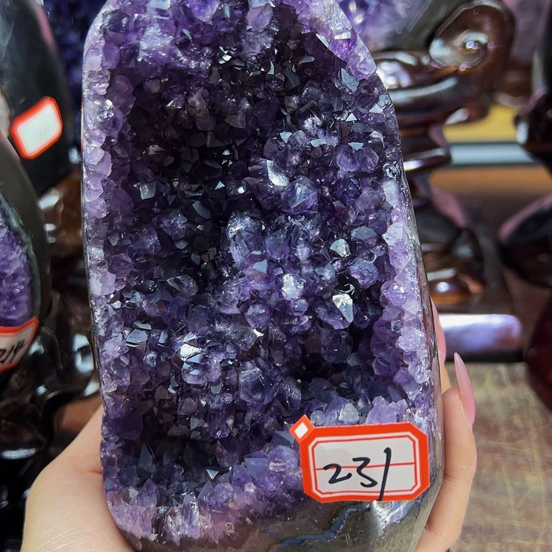 水晶大型摆件未镶嵌