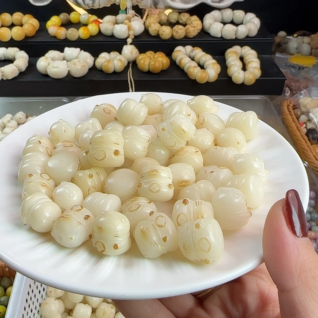 吊坠菩提根/象牙果瑕疵卡15-16炭烤招财猫100颗批发不挑瑕疵
