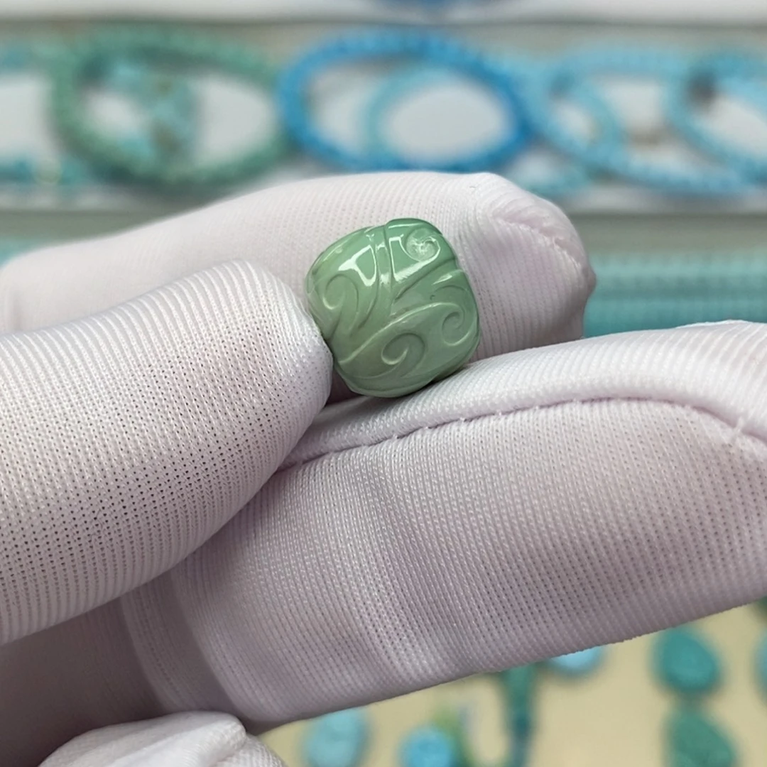 万****绿松石未镶嵌原矿绿松石配饰