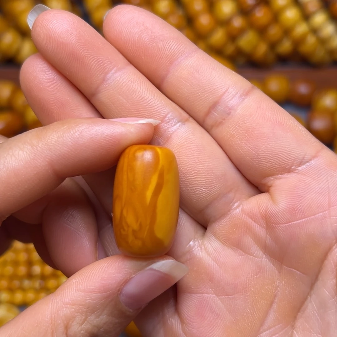 琥珀未镶嵌吊坠(不含链)