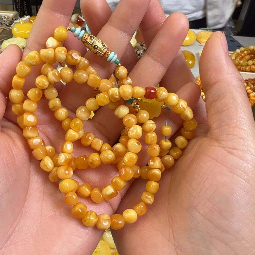 琥珀裸石未镶嵌蜜蜡