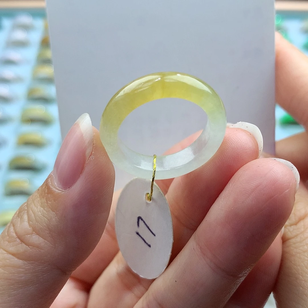 翡翠戒指未镶嵌17圈