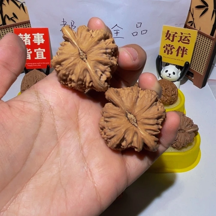 辞****核桃43全品三角白