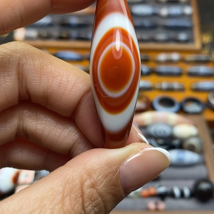 玛瑙/玉髓颈饰未镶嵌追*斋