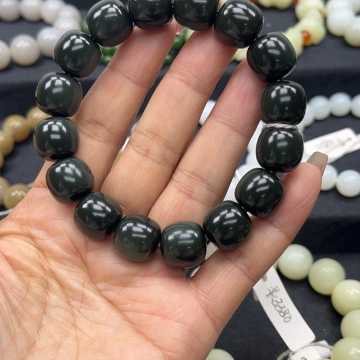 和田玉未镶嵌手链