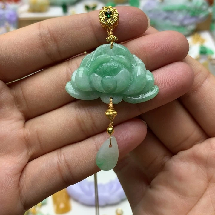 颈饰未镶嵌翡翠翡翠