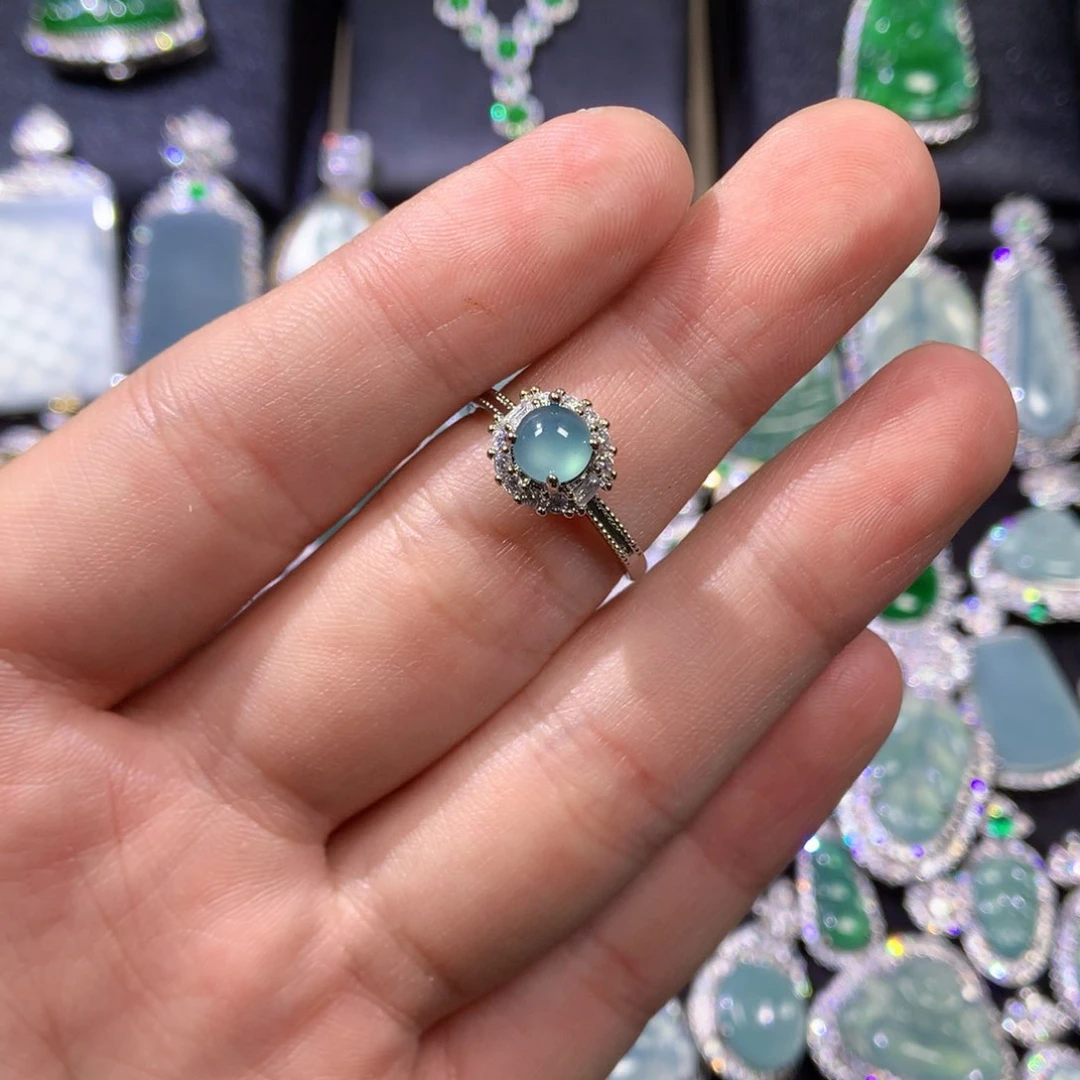 翡翠挂件未镶嵌芋**子886555566666