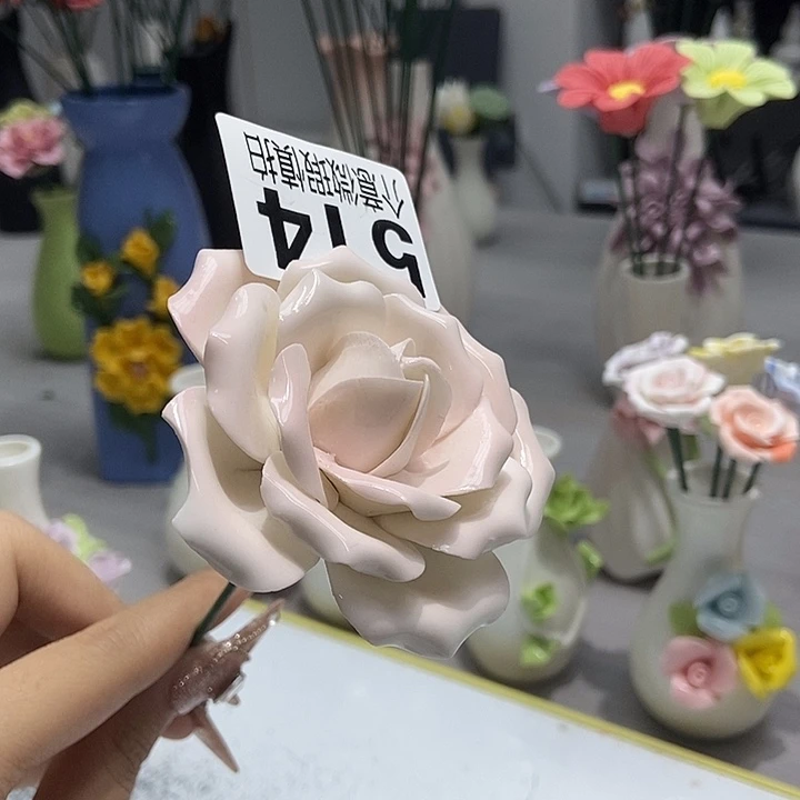 陶瓷纯手工捏花设计