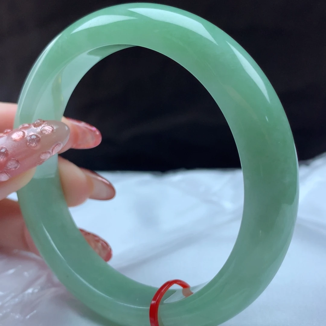 未镶嵌手镯翡翠96195，