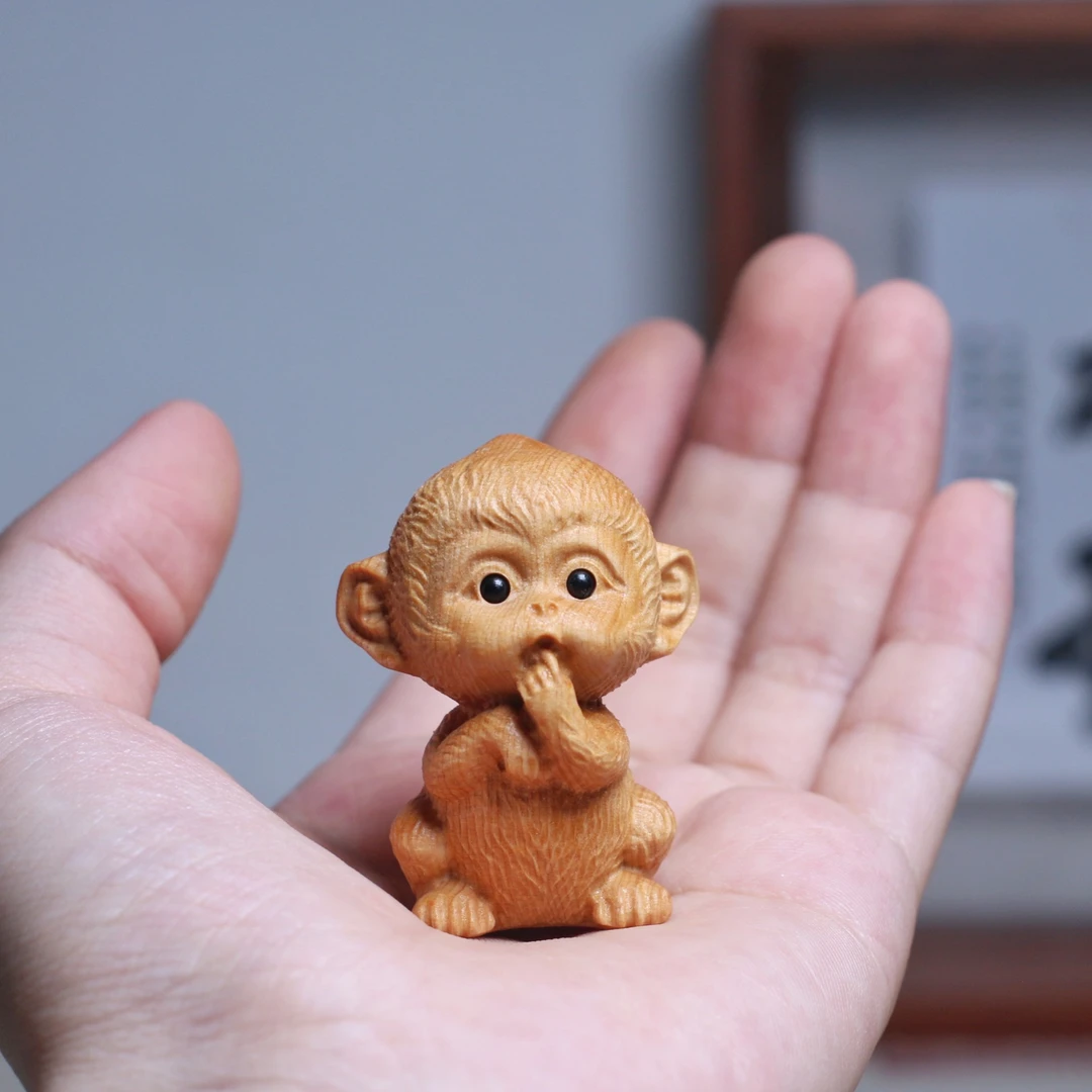 崖柏木高端精品摆件生肖小猴创意汽车摆件工艺品装饰摆件