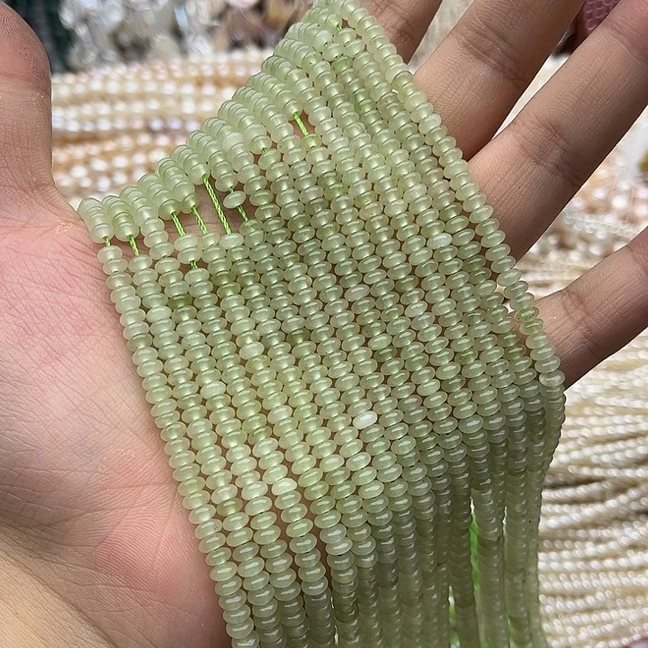 玛瑙/玉髓未镶嵌珠宝半成品一条4.5mm左右晴水绿和田算盘珠