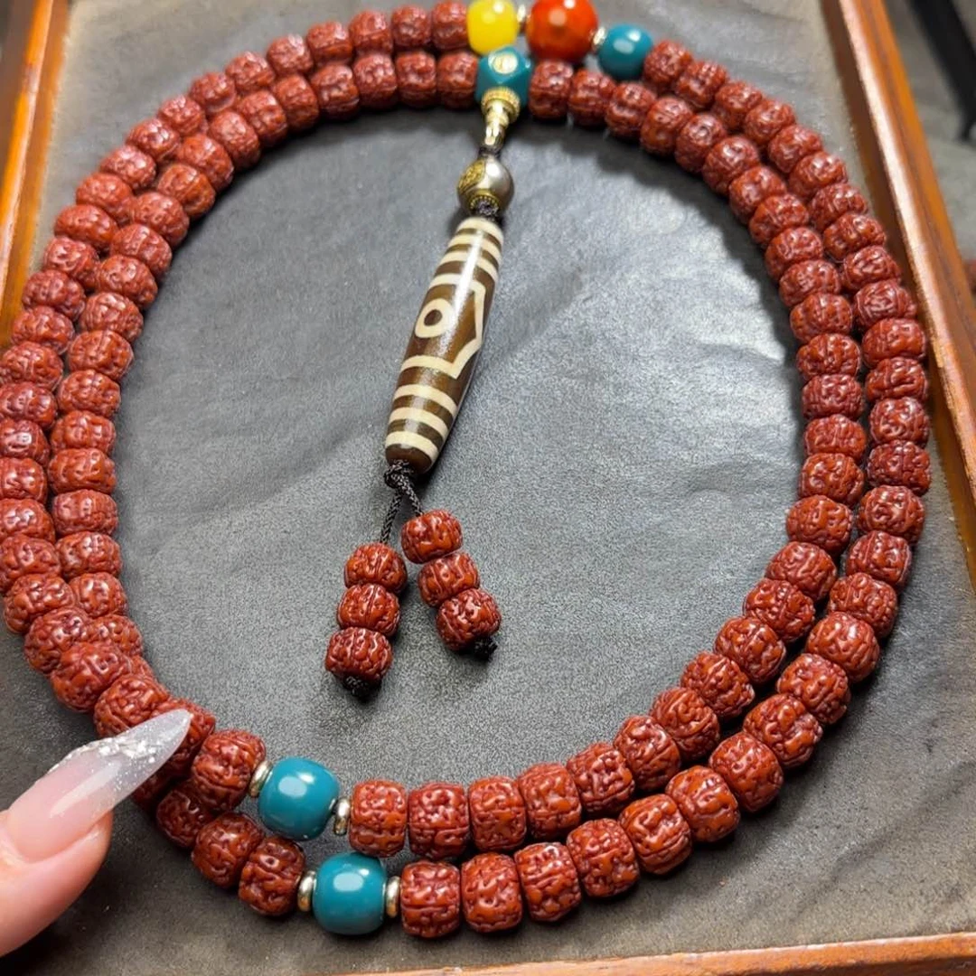 金刚菩提吊坠文**君盘龙