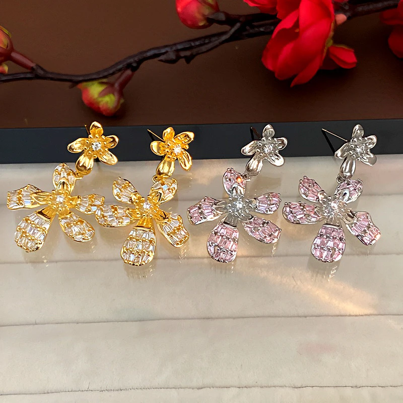 黄铜锆石耳饰 轻奢精致粉色花朵耳钉女小众设计气质高级感耳环
