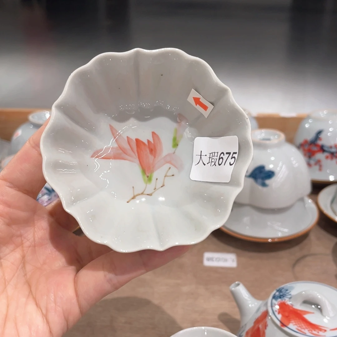 釉下手绘茶具微瑕