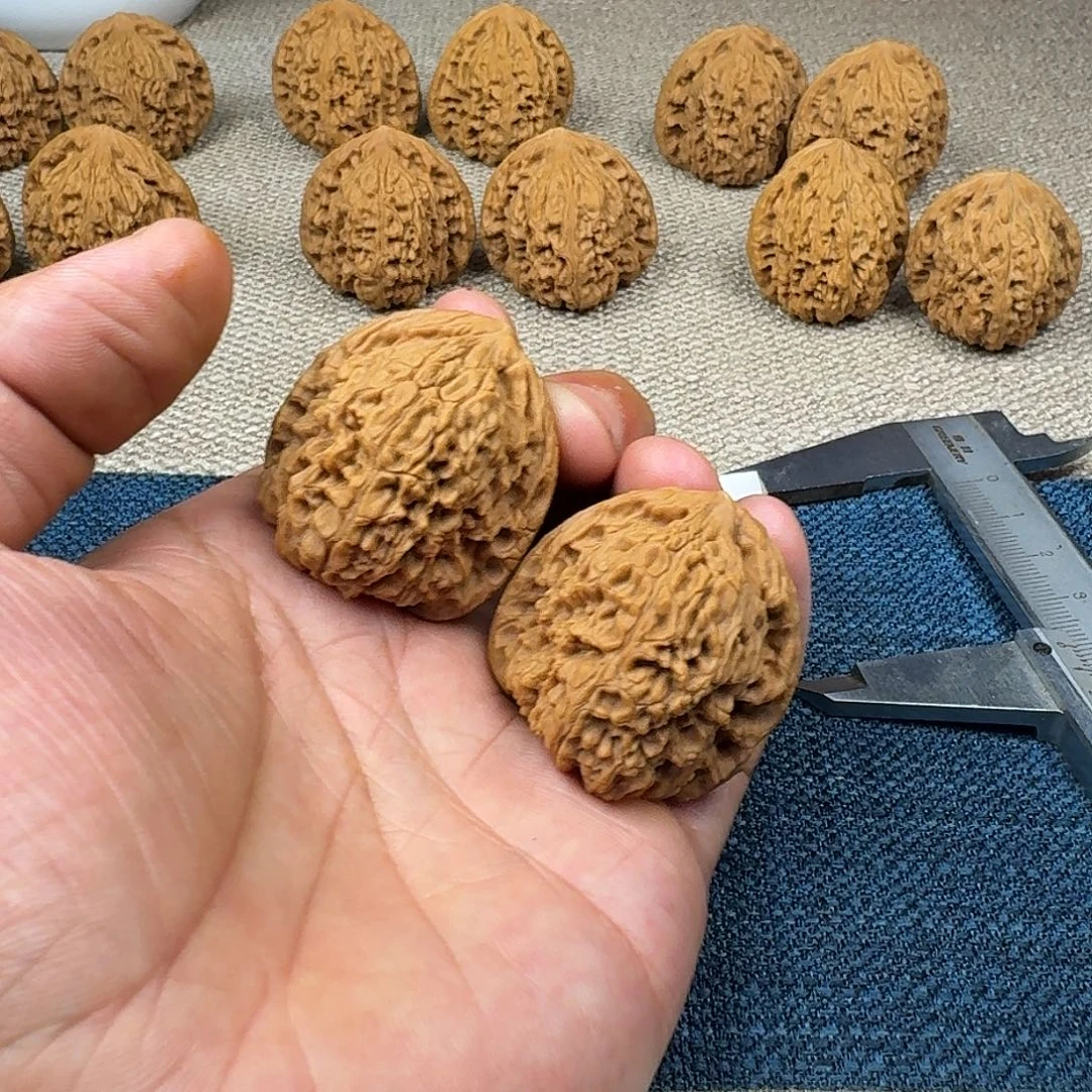 点***哥吊坠文玩核桃文玩核桃南将石