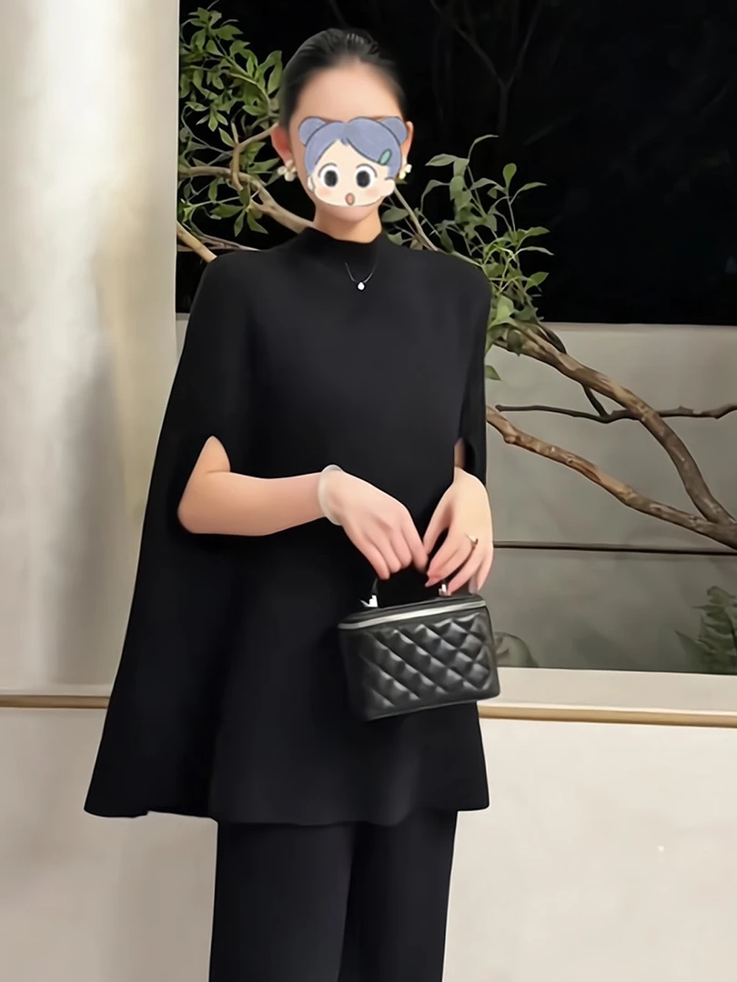 法式慵懒风早秋流行穿搭黑色蝙蝠衫女秋季新款松弛感气质显瘦上衣