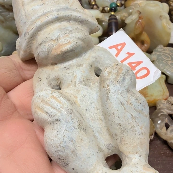 海***月和田玉未镶嵌颈饰