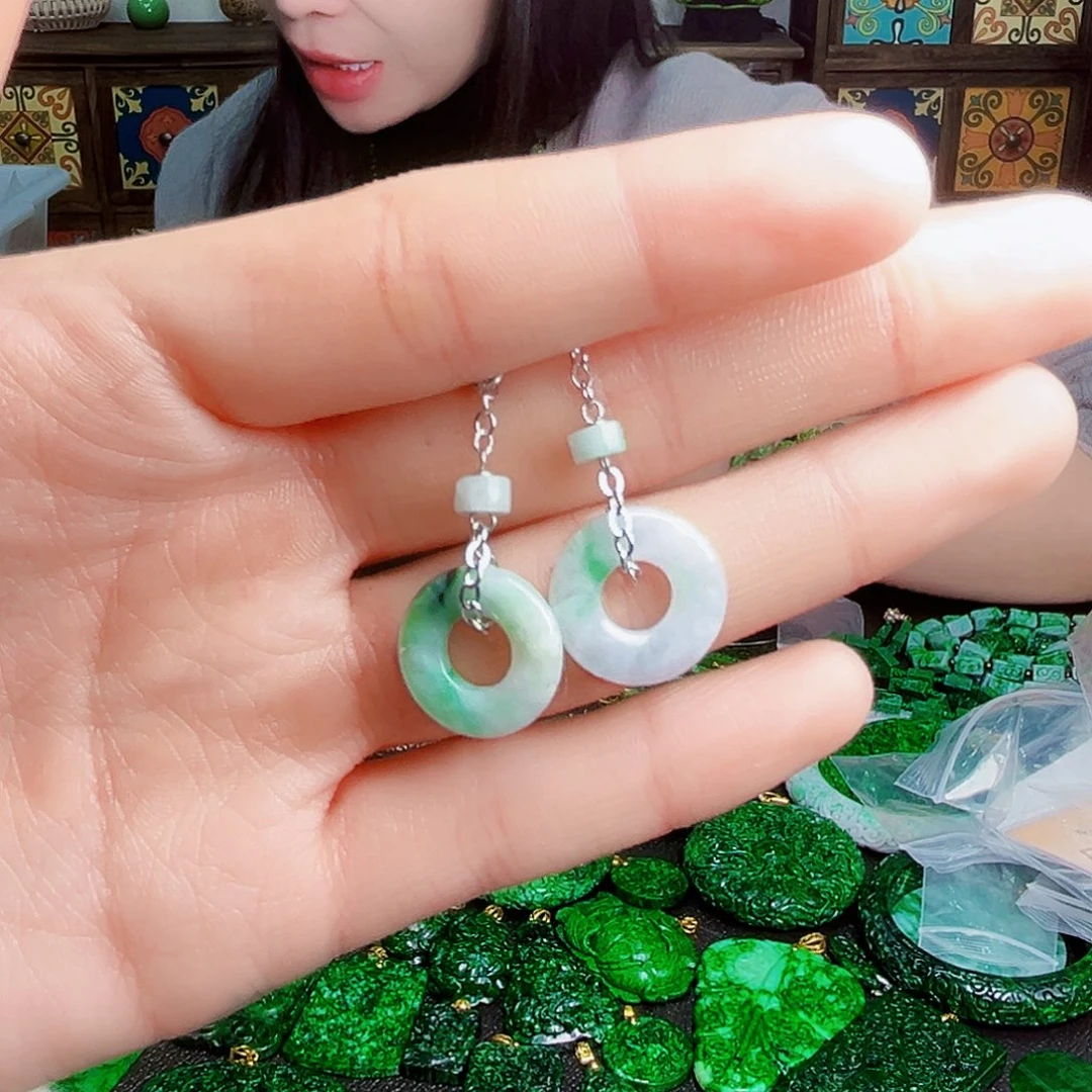 颈饰银S925镶嵌翡翠
