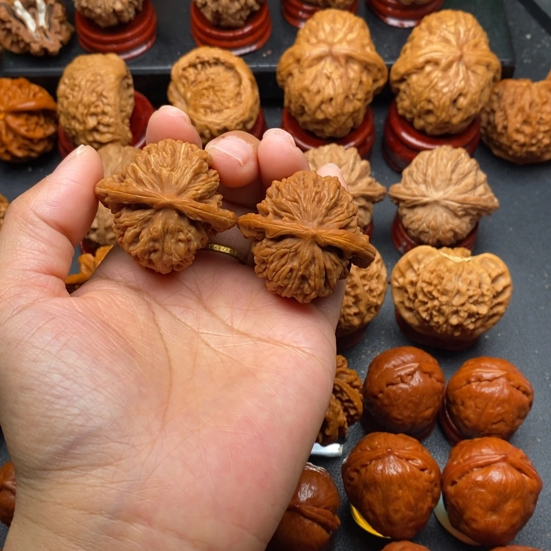 文玩核桃把件38四座楼色差介意勿拍