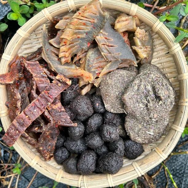 萍乡盐果子集合蔬菜干苦瓜皮辣刀豆酸枣洋辣椒