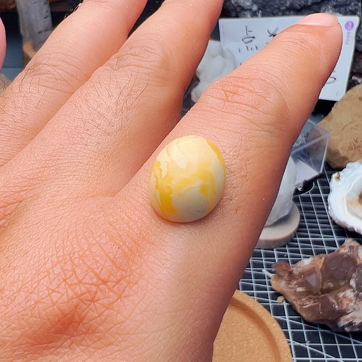 未镶嵌珠宝半成品水晶煙*