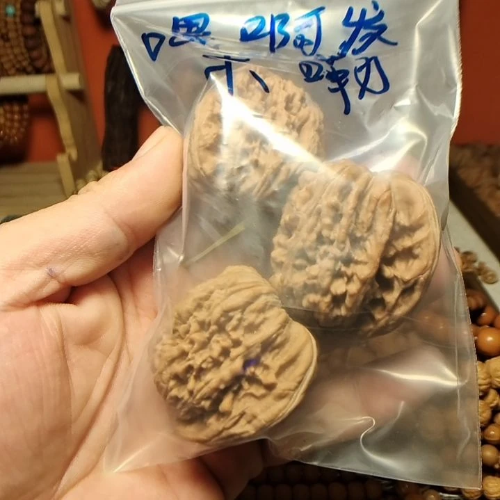 喂***！文玩核桃吊坠四座楼