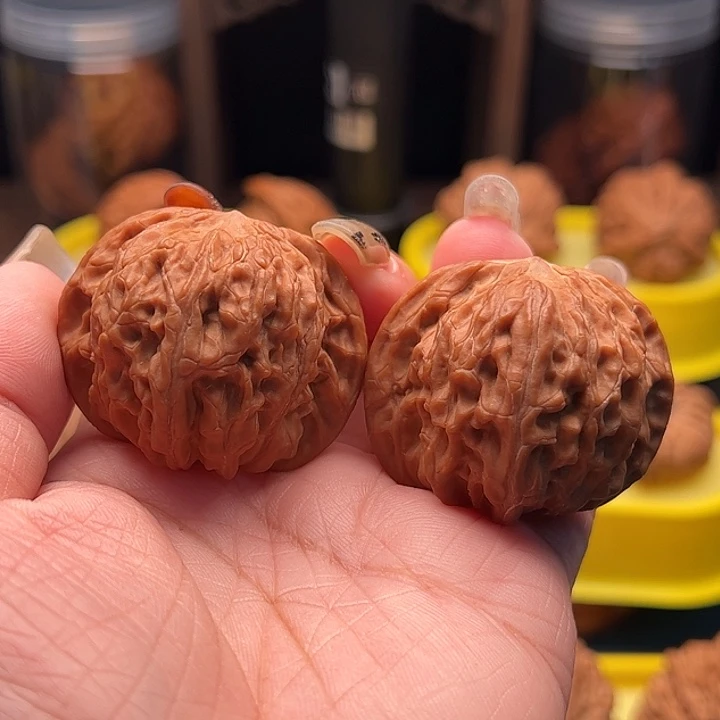 吊坠文玩核桃正磨 全品