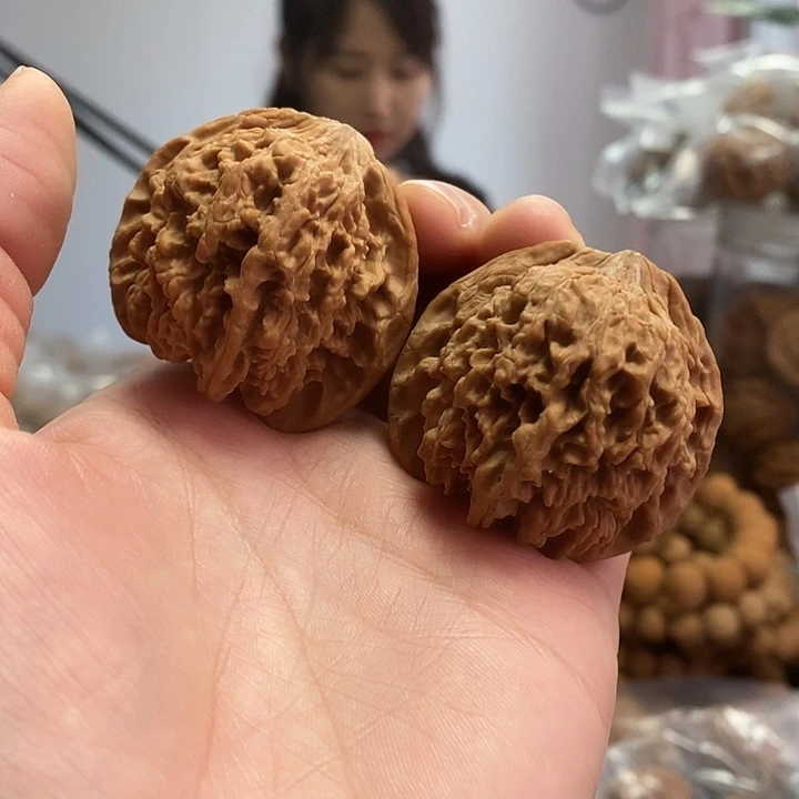 把件文玩核桃43满天星红皮